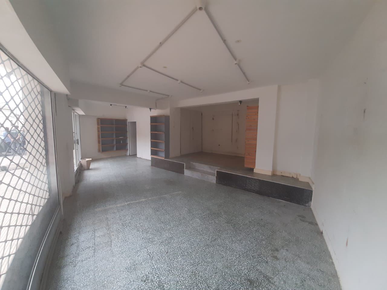 Store for rent in Sarba, Keserwan