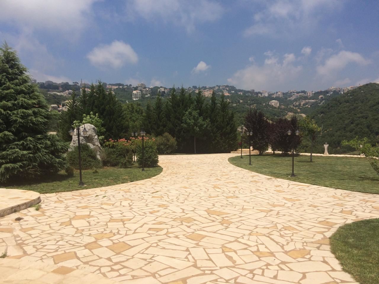 Villa for sale in Ajaltoun, Keserwan
