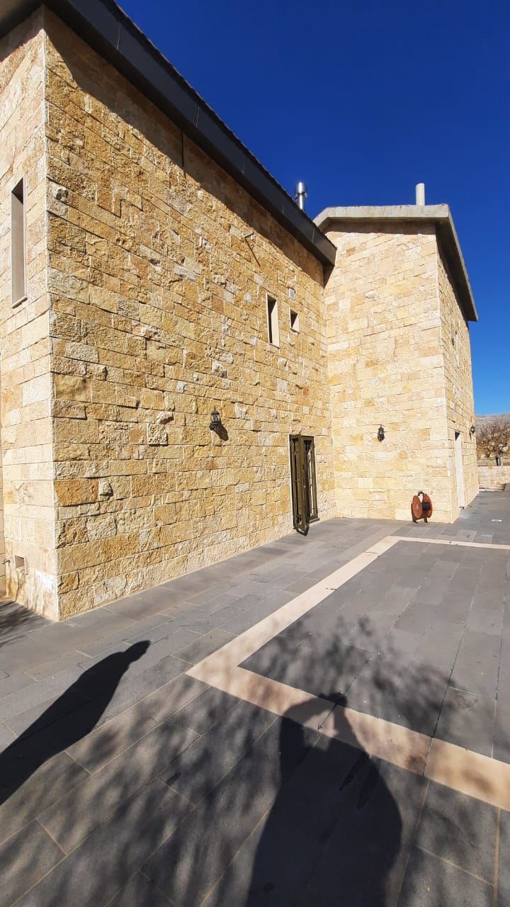 Villa with a terrace for sale in Faraya, Keserwan