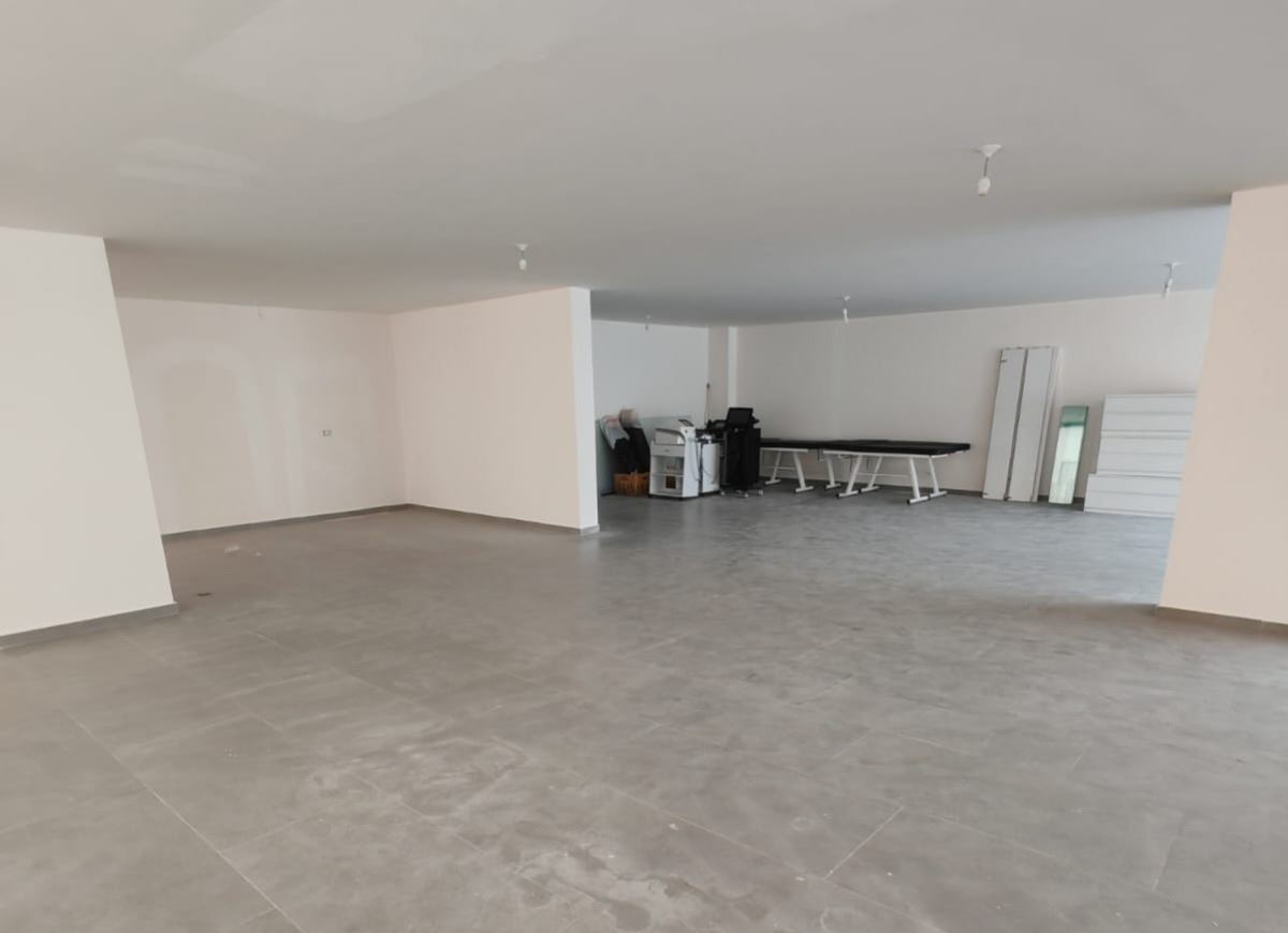 Office for rent in Zalka, Metn