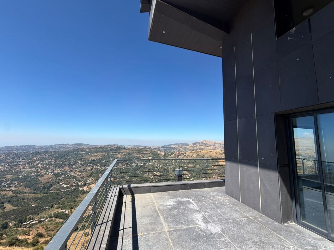 Chalet with a terrace for sale in Fakra, Keserwan