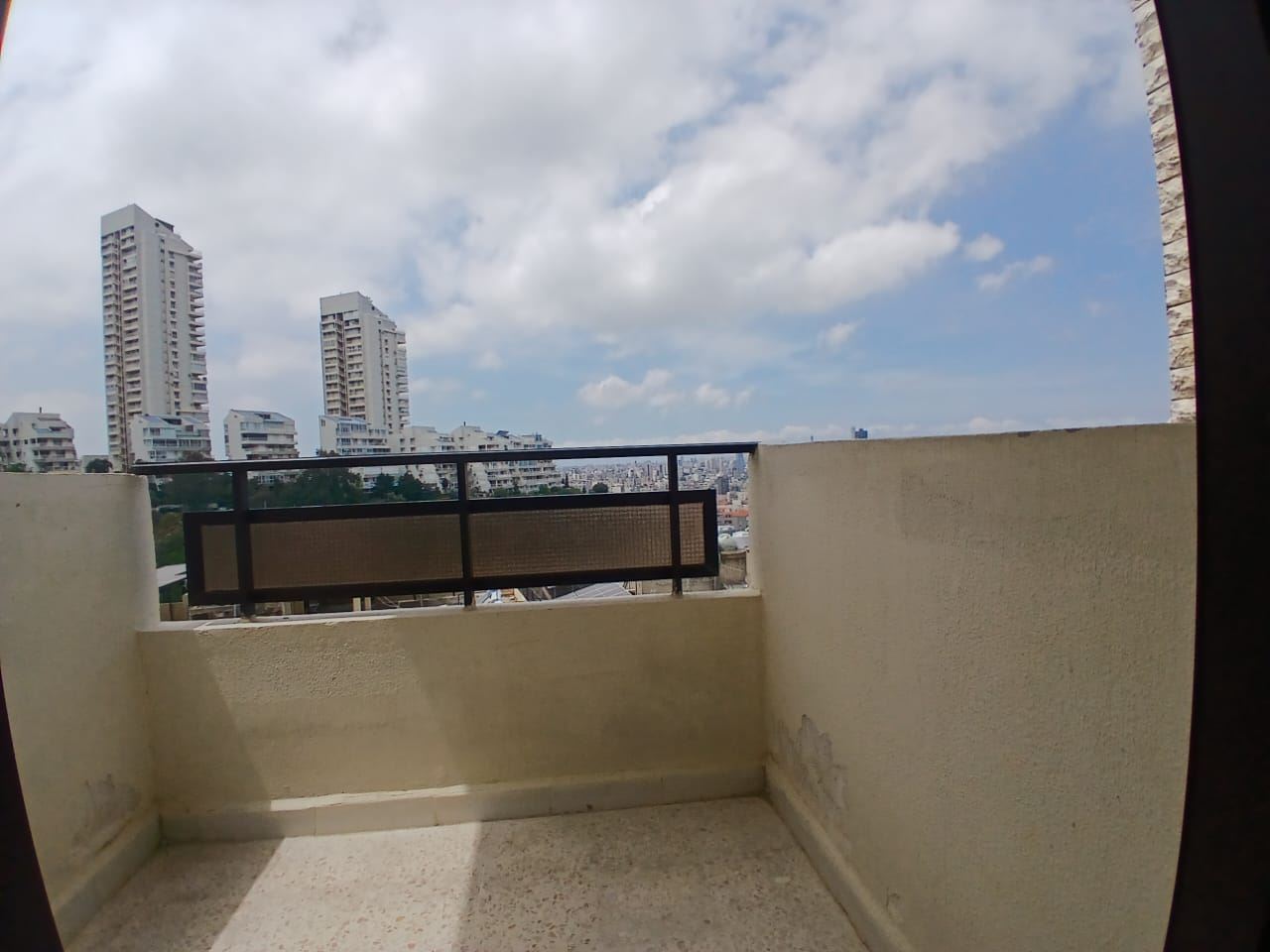 Furnished apartment for sale in New Rawda, Metn