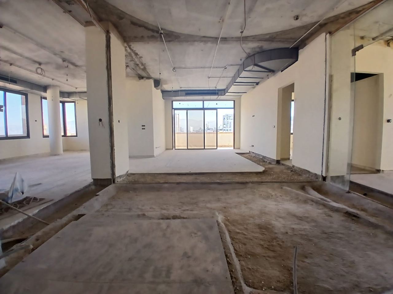 Warehouse for sale in Dikwene, Metn