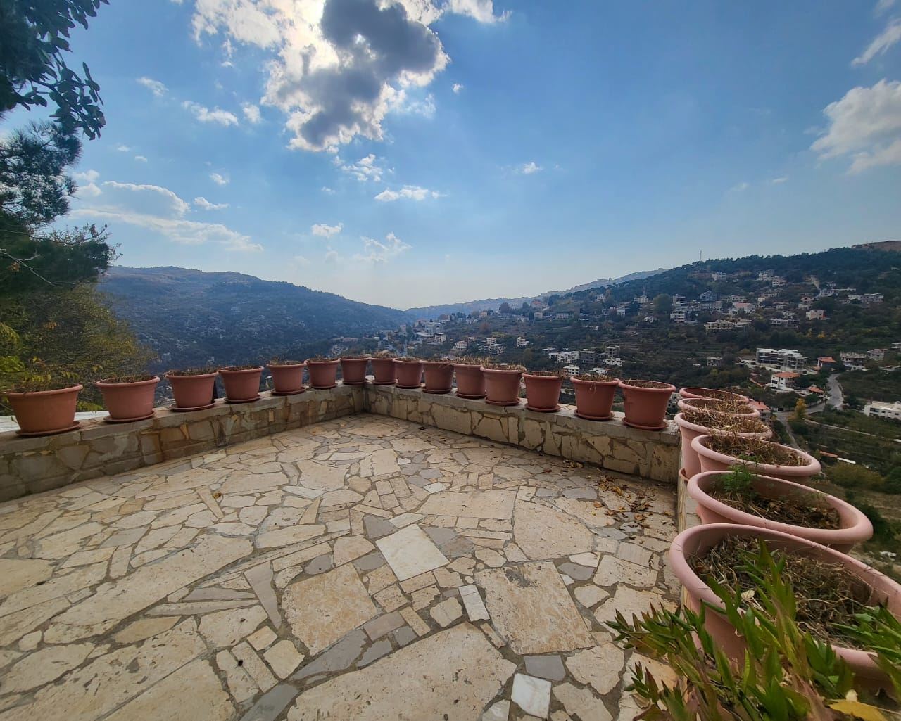 Villa with a garden for sale in Mayrouba, Keserwan