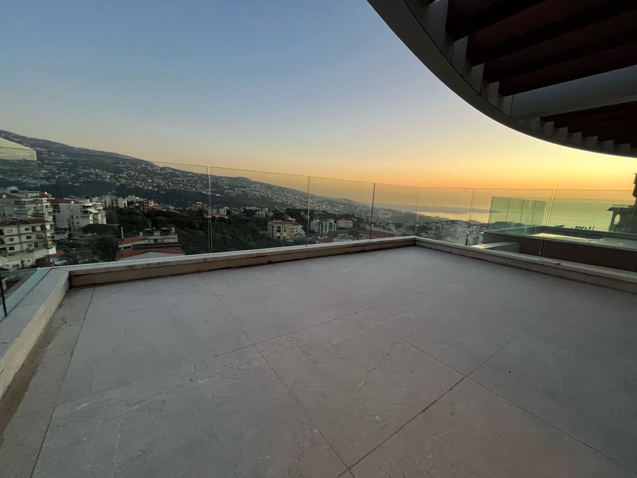 Sea-view apartment for sale in Sehayli, Keserwan