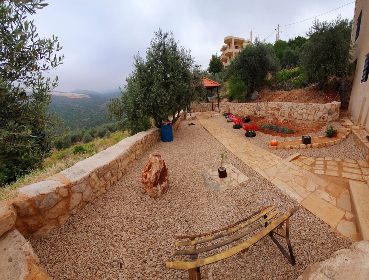 House with a garden for sale in Koura