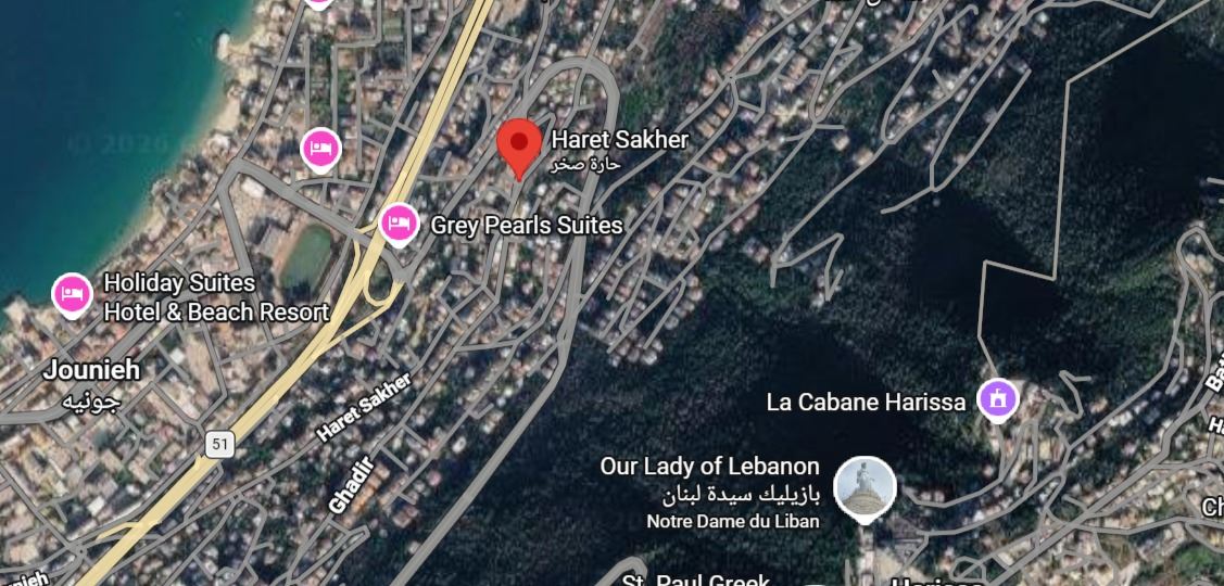 أرض بإطلالة على الجبل للبيع في حارة صخر، كسروان