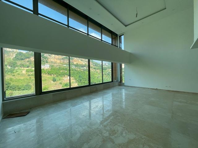 Apartment with a mountain view for sale in Hazmieh, Baabda