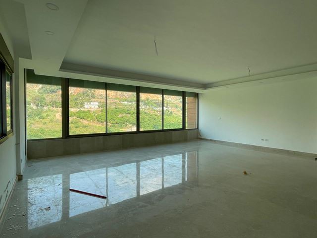Apartment with a terrace for sale in Hazmieh, Baabda - photo 3