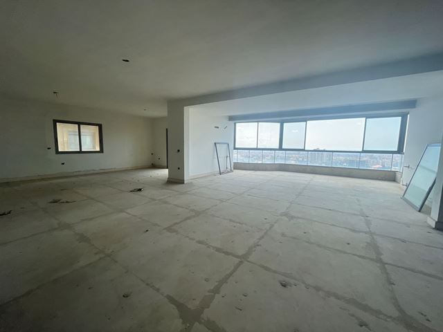 Sea-view apartment for sale in Hazmieh, Baabda