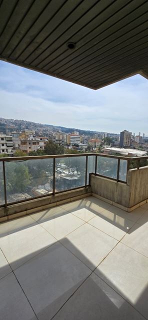 Apartment with a mountain view for sale in Jdeide, Metn