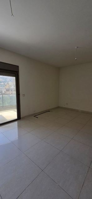Apartment with a mountain view for sale in Jdeide, Metn - photo 3