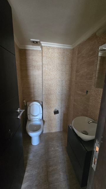 Apartment with a terrace for sale in Mansourieh, Metn - photo 2