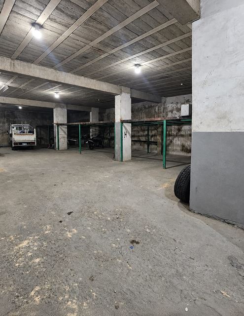Warehouse for rent in Mansourieh, Metn - photo 2