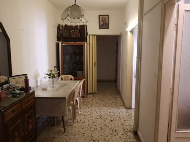 شقة للبيع في طريق الجديده، بيروت - صورة 2
