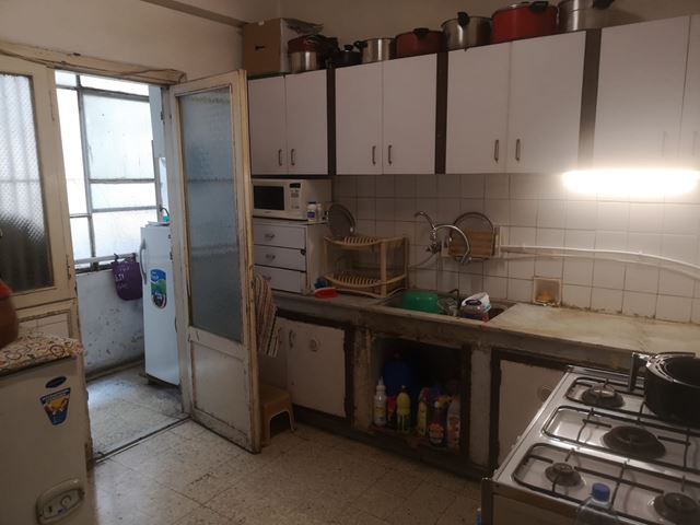 شقة للبيع في طريق الجديده، بيروت - صورة 3
