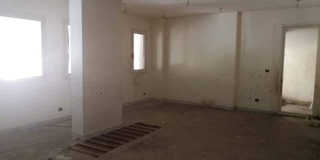 Office for sale in Hamra, Beirut - photo 3