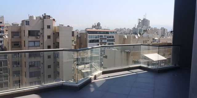 Apartment with a terrace for sale in Tallet el khayat, Beirut