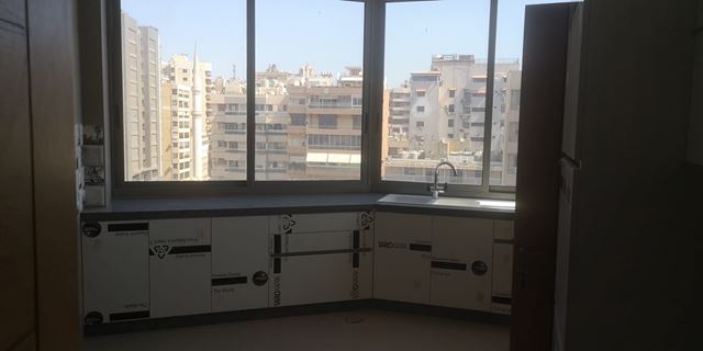 Apartment with a terrace for sale in Tallet el khayat, Beirut - photo 3