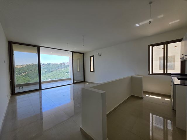 Chalet with a mountain view for sale in Aannaya, Jbeil