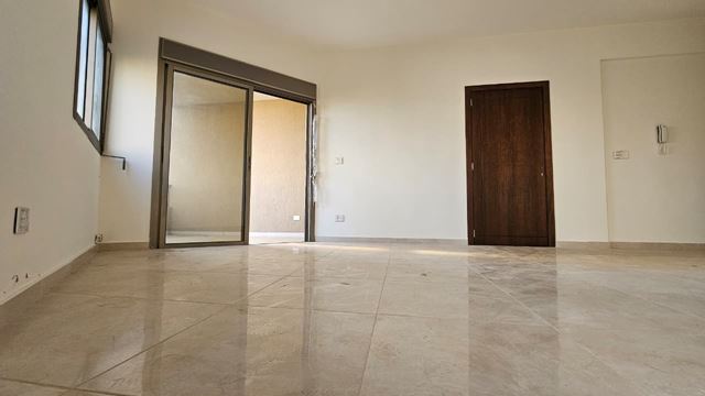 Apartment with a mountain view for sale in Blat, Jbeil - photo 3