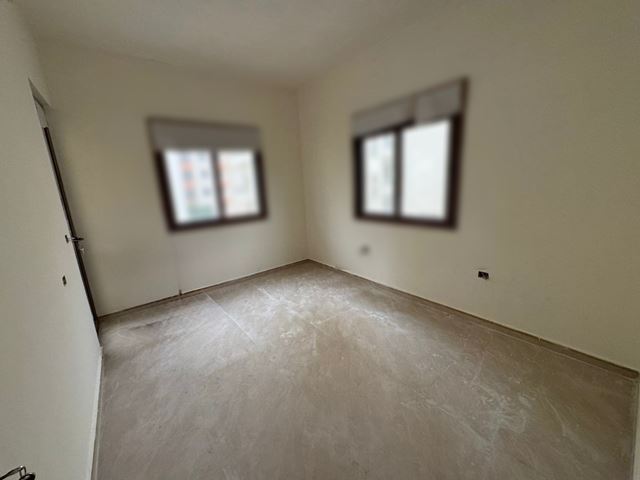 Apartment with a mountain view for sale in Jbeil - photo 3