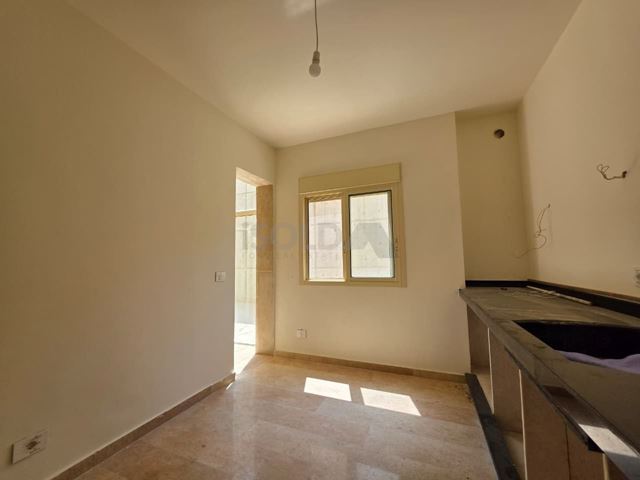 Sea-view apartment for sale in Blat, Jbeil - photo 3