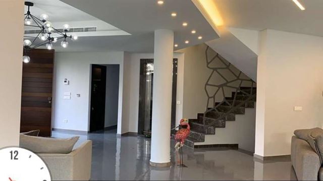 Villa with a pool for sale in Jouret El Ballout, Metn - photo 3