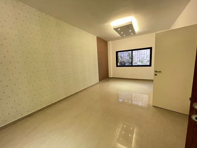 Apartment with a terrace for sale in Adonis, Keserwan - photo 2
