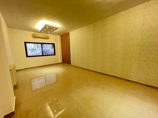 Apartment with a terrace for sale in Adonis, Keserwan - photo 3
