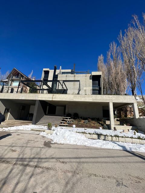Villa with a terrace for sale in Fakra, Keserwan
