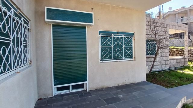 House with a terrace for sale in Faytroun, Keserwan - photo 2