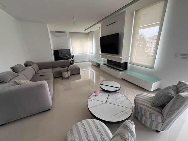 Furnished apartment for sale in Haret sakher, Keserwan - photo 3