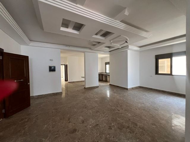 Apartment with a terrace for sale in Sahel aalma, Keserwan - photo 2