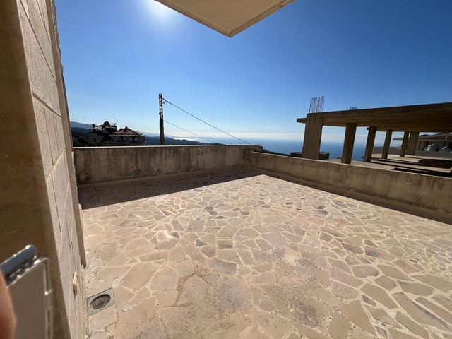 Sea-view apartment for sale in Breij, Jbeil