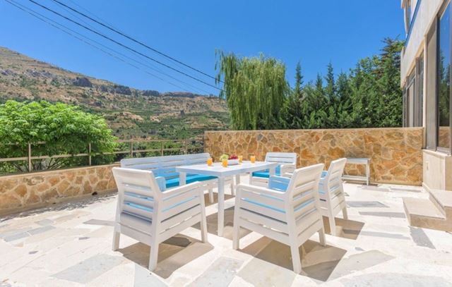 Chalet with a terrace for sale in Faraya, Keserwan
