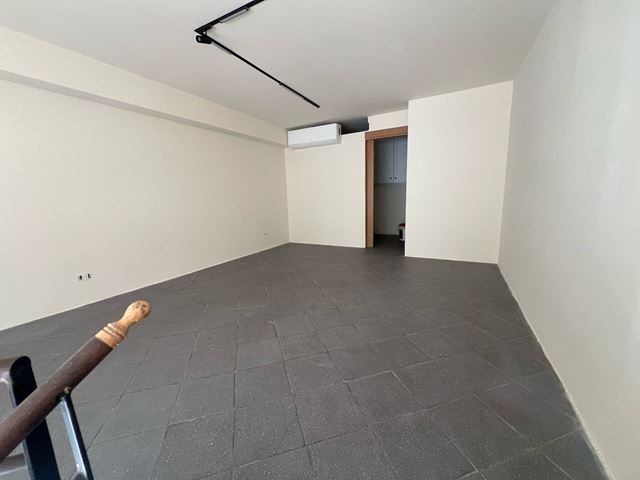 Office for sale in Kaslik, Keserwan - photo 3