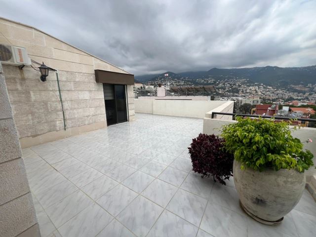 Sea-view apartment for sale in Adma, Keserwan - photo 2