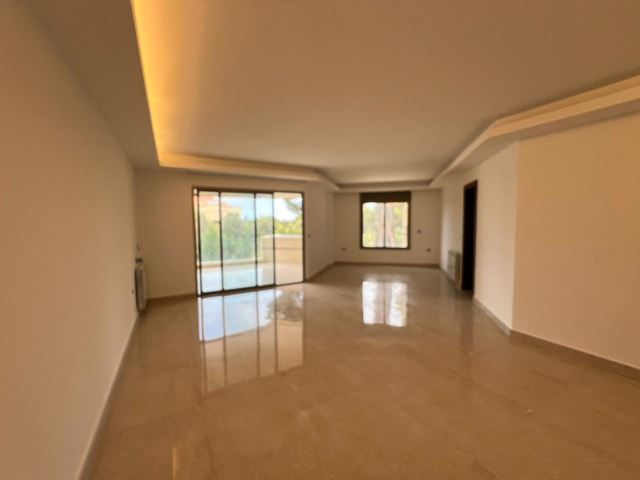 Apartment with a terrace for sale in Kfarhabeib, Keserwan - photo 2