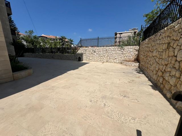 Apartment with a garden for sale in Kfarhabeib, Keserwan - photo 2