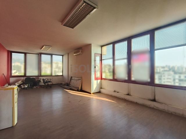 Sea-view office for rent in Kaslik, Keserwan - photo 2