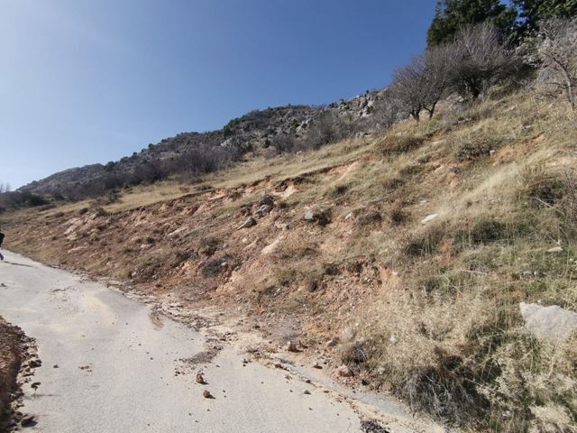 Land with a mountain view for sale in Laklouk, Jbeil
