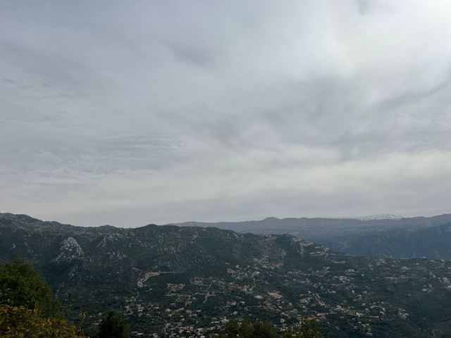 Land with a mountain view for sale in Aannaya, Jbeil - photo 3