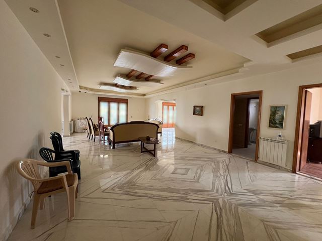 Sea-view villa for sale in Nahr ibrahim, Jbeil