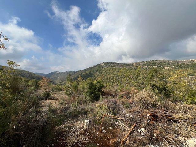 Land with a mountain view for sale in Mechmech, Jbeil