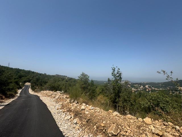 Sea-view land for sale in Mechmech, Jbeil - photo 3