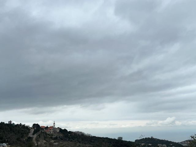 Sea-view villa for sale in Aannaya, Jbeil