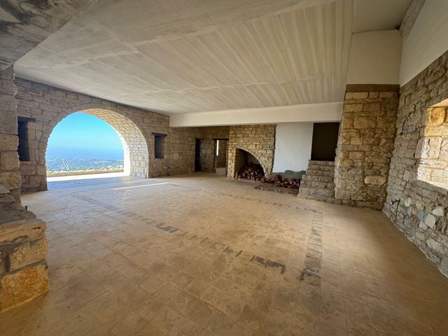 Villa with a garden for sale in Lehfed, Jbeil