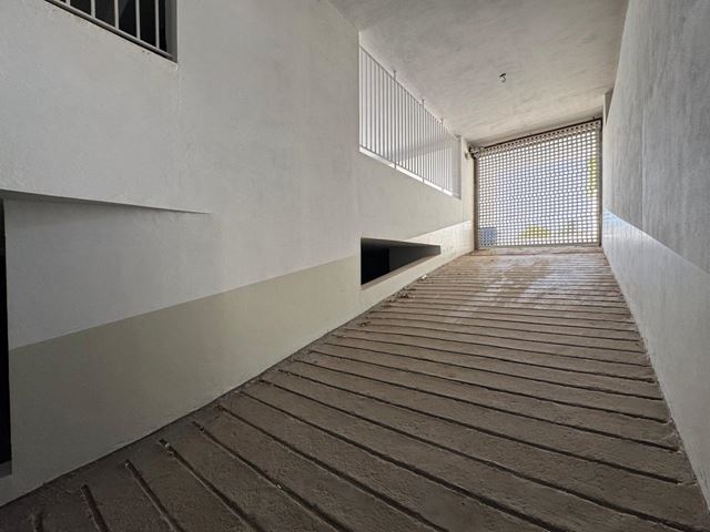 Warehouse for sale in Jbeil - photo 2