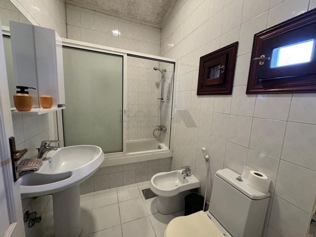 Sea-view apartment for rent in Jbeil - photo 3